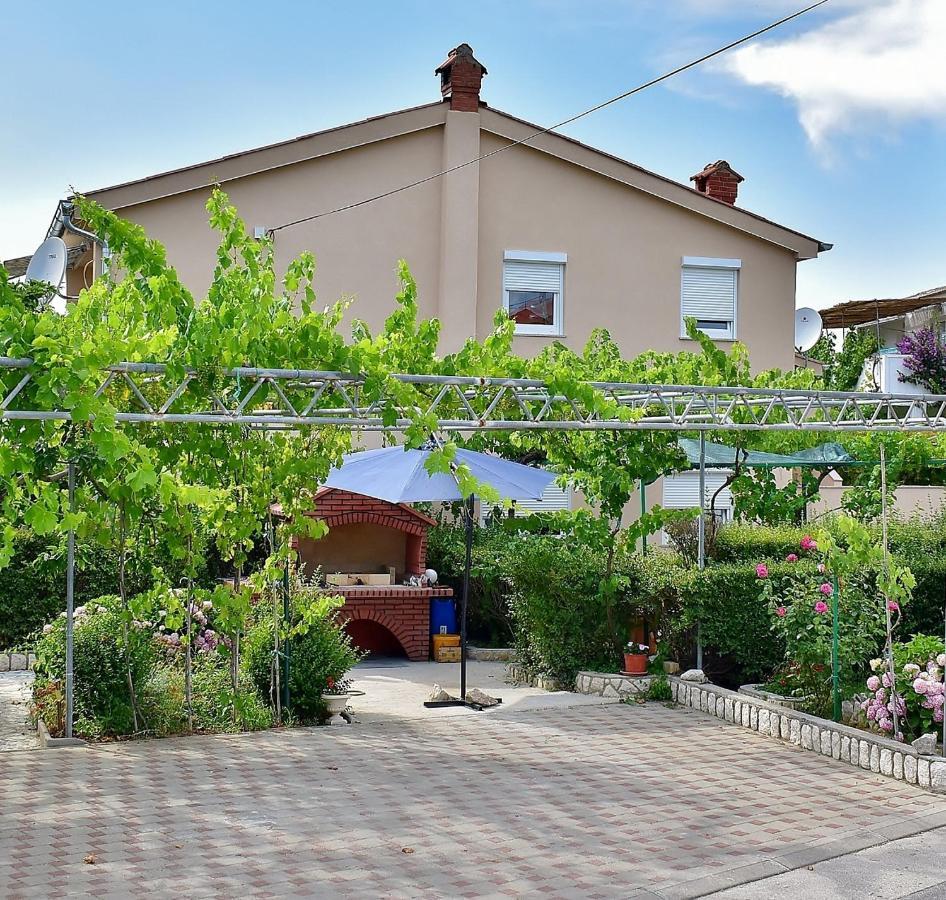 Apartmani Danijela Лопар Екстер'єр фото