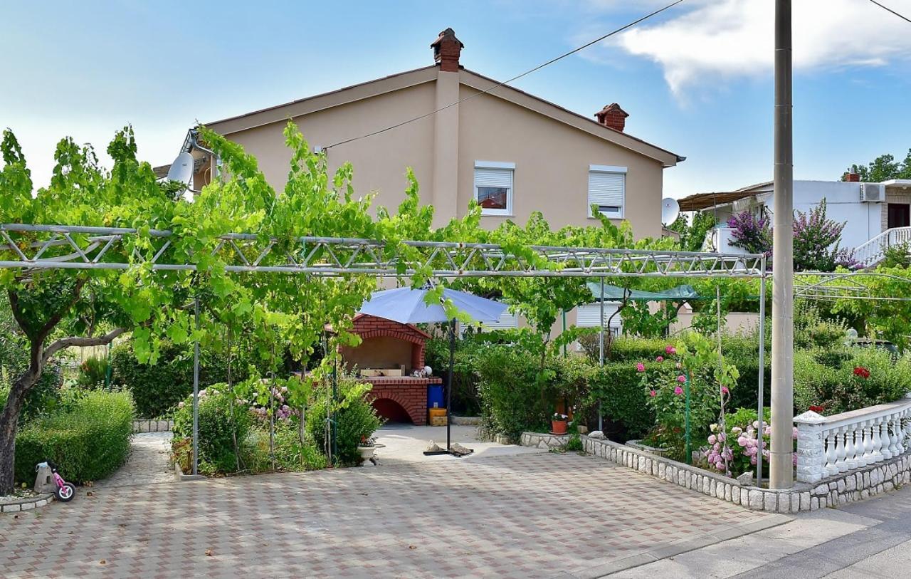 Apartmani Danijela Лопар Екстер'єр фото